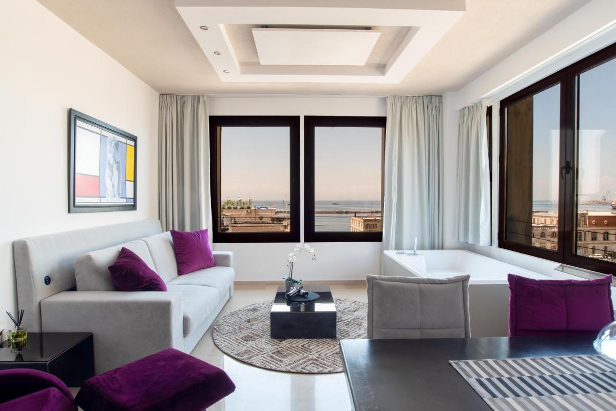 Sea & the City - Housity
