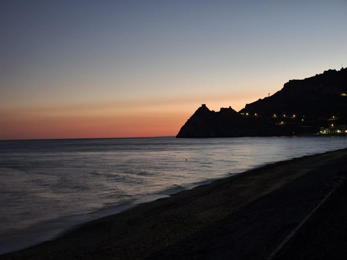 TAORMINA MARE - Housity