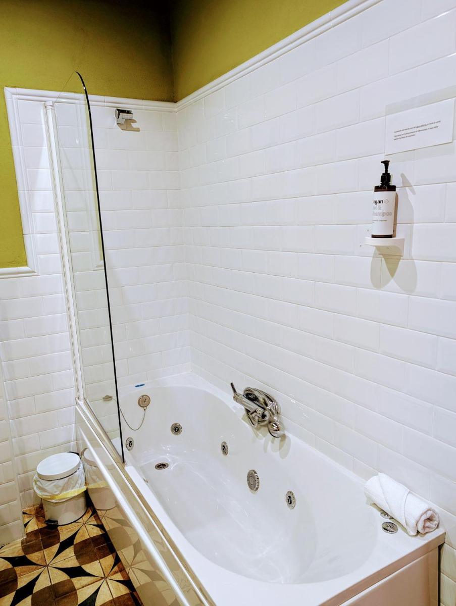 Un baño de Casa El Descanso Del Peregrino