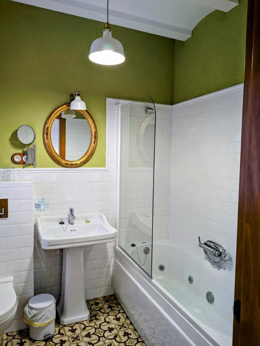 Un baño de Casa El Descanso Del Peregrino