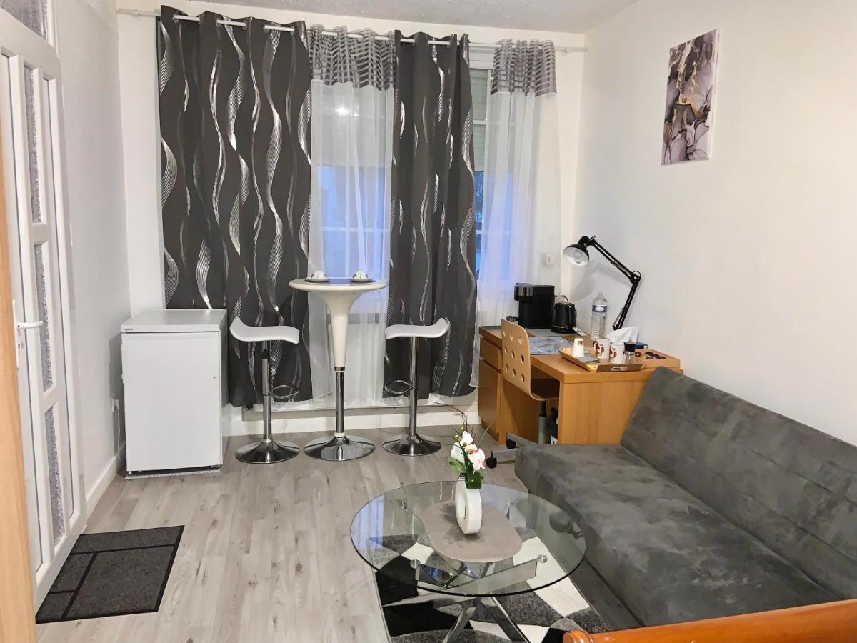 Chambre charmante entre Paris et Disney - Housity