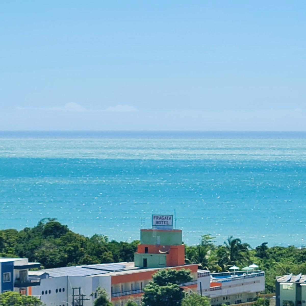 Apto 3 quartos na Praia do Morro wifi 300Mb vista para o mar 2vagas garagem 1 rua da da praia - Housity
