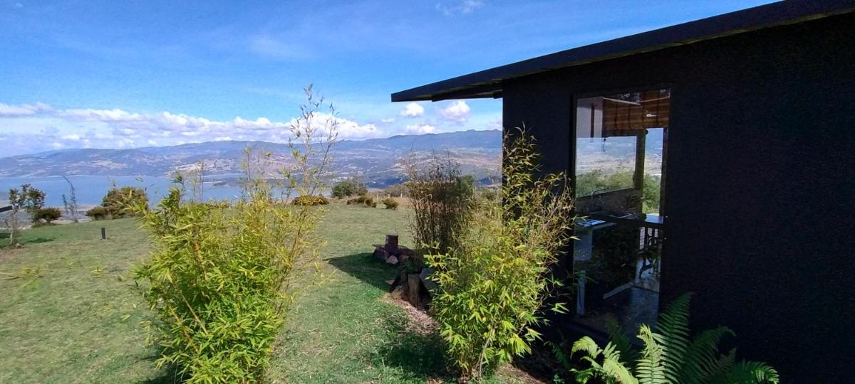 Minihouse EnNatura Sopó, espectacular vista Laguna Tominé - Guatavita - Housity