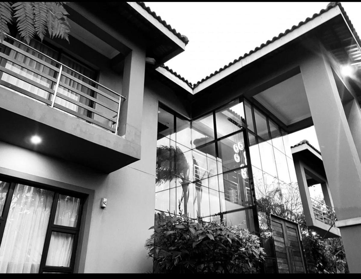 M-crystals - Housity