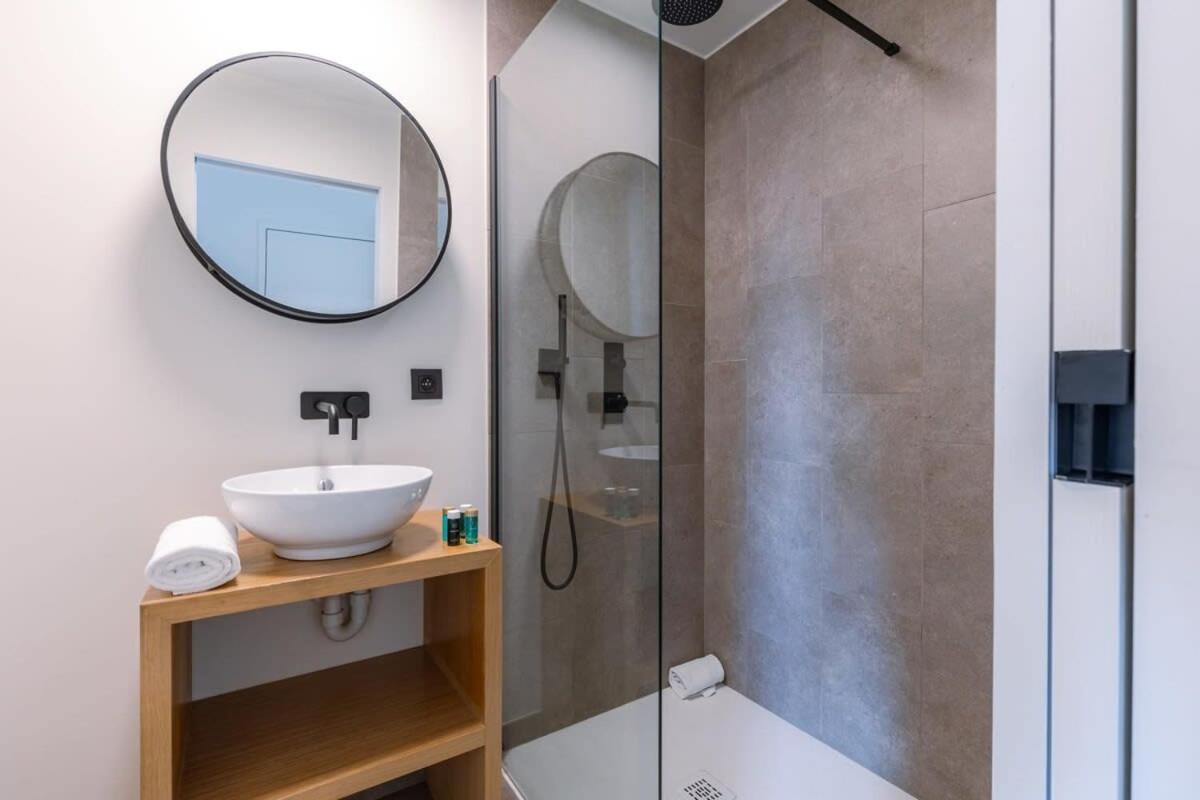 Huswell - Lady - Lovely double room at ranch De Blauwe Zaal - Housity