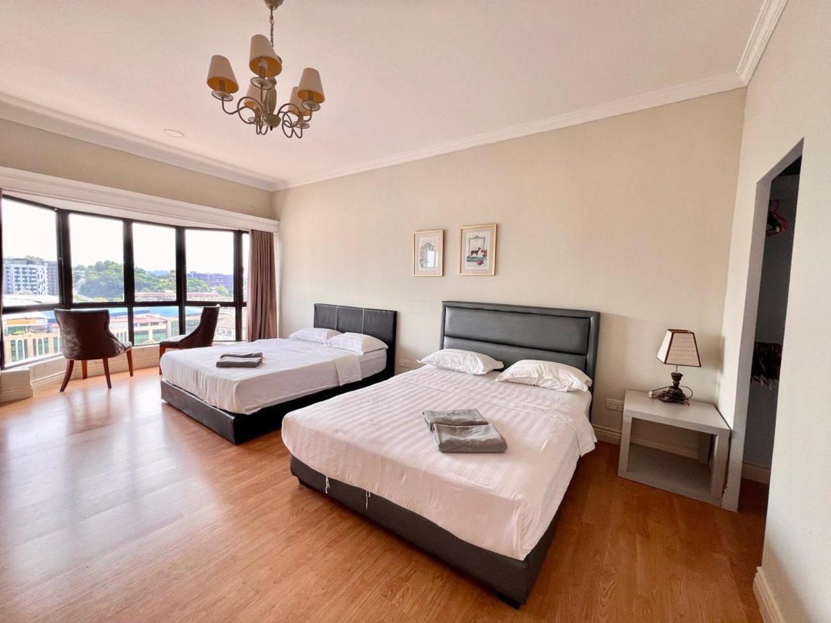 5 BEDROOMS PENTHOUSE VACATION HOME MARINA COURT KOTA KINABALU 15pax - Hizvo