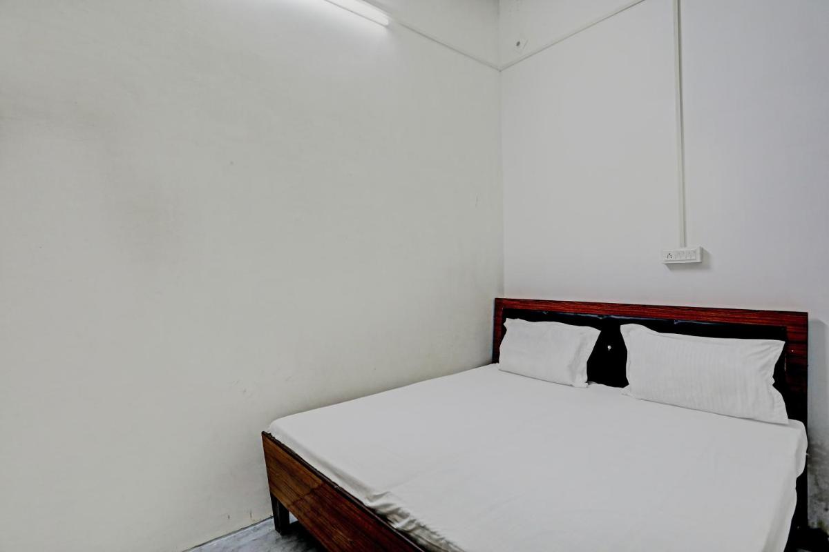 SPOT ON ROYAL BLUE MOON HOTEL - Housity