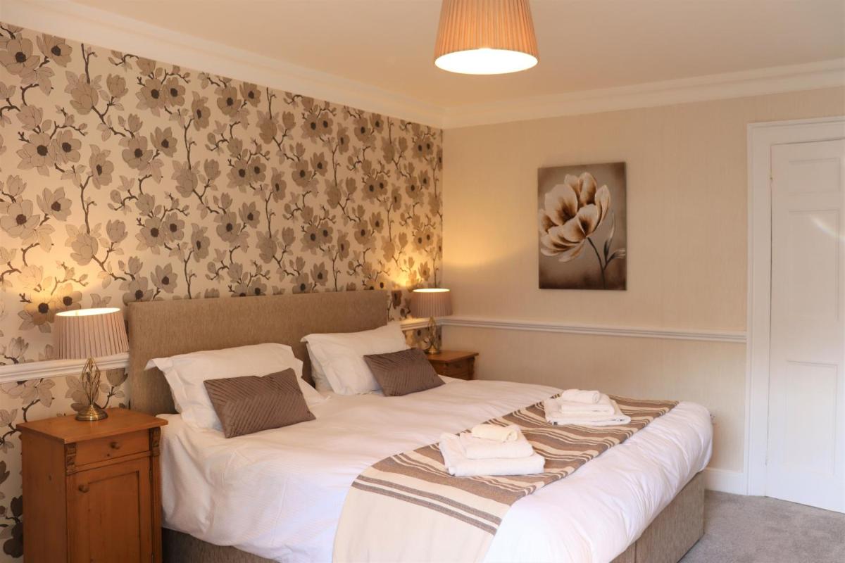 Portclew House - Housity
