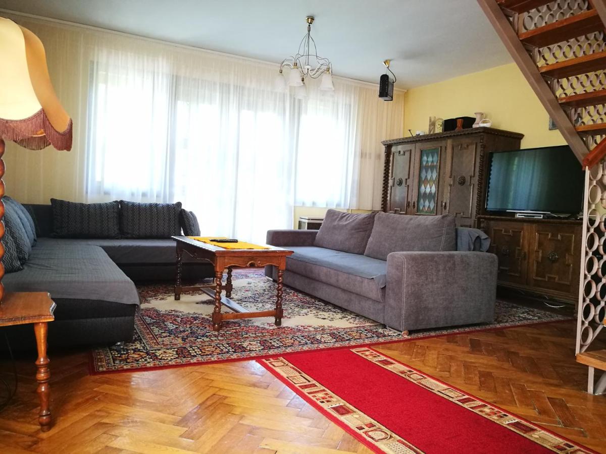 3 Tó Sziki Szálló - Housity