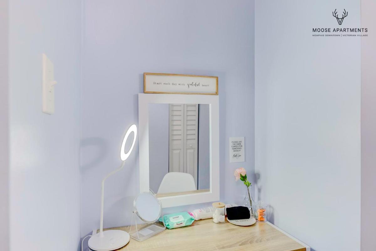 The Moose #3 - Modern Luxe Studio with Free Gated Parking & Wifi - Housity