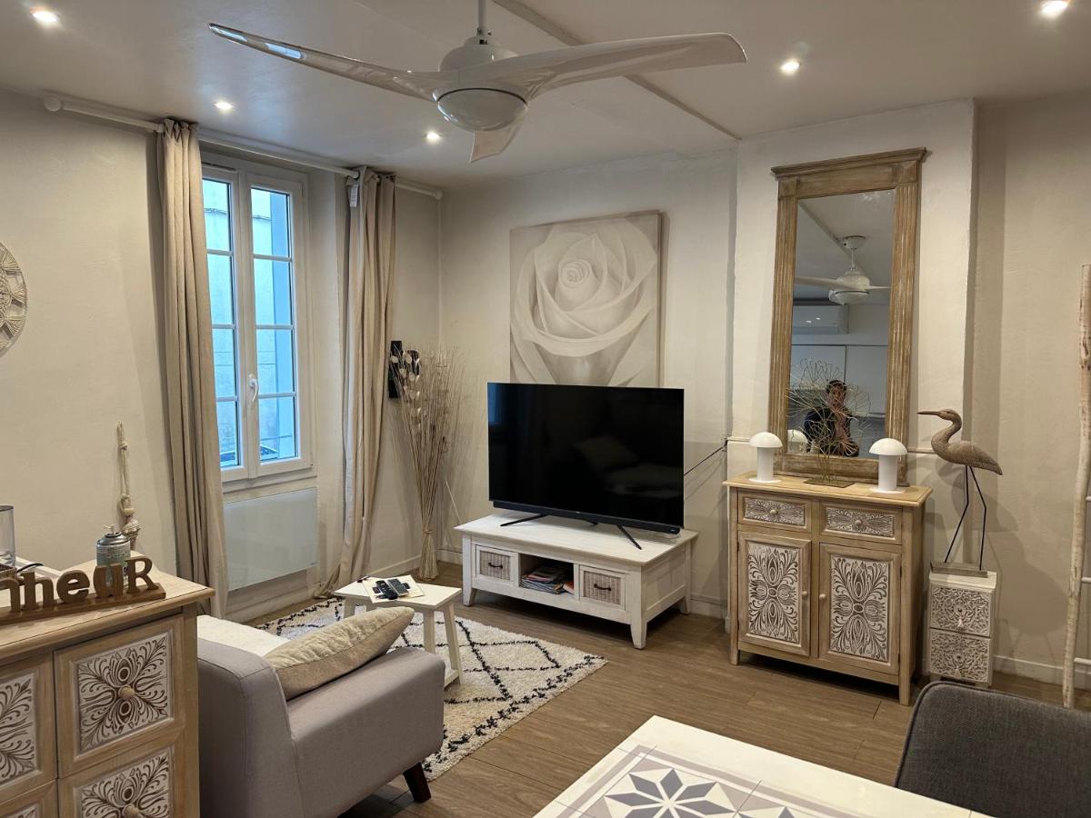 Studio tt équipé parking cœur ville - Housity