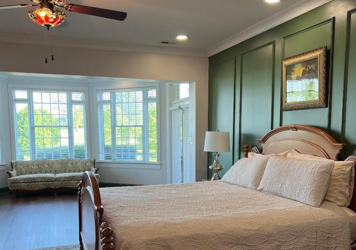 Whitestone Inn - Housity