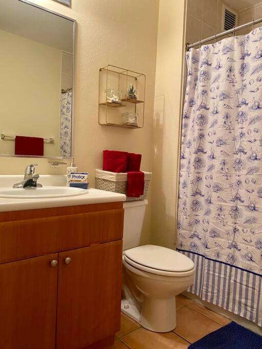 Villas Del Mar Beach Resort - Housity