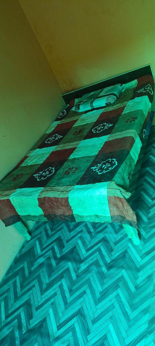 Sky blue restaurant rooms - Housity