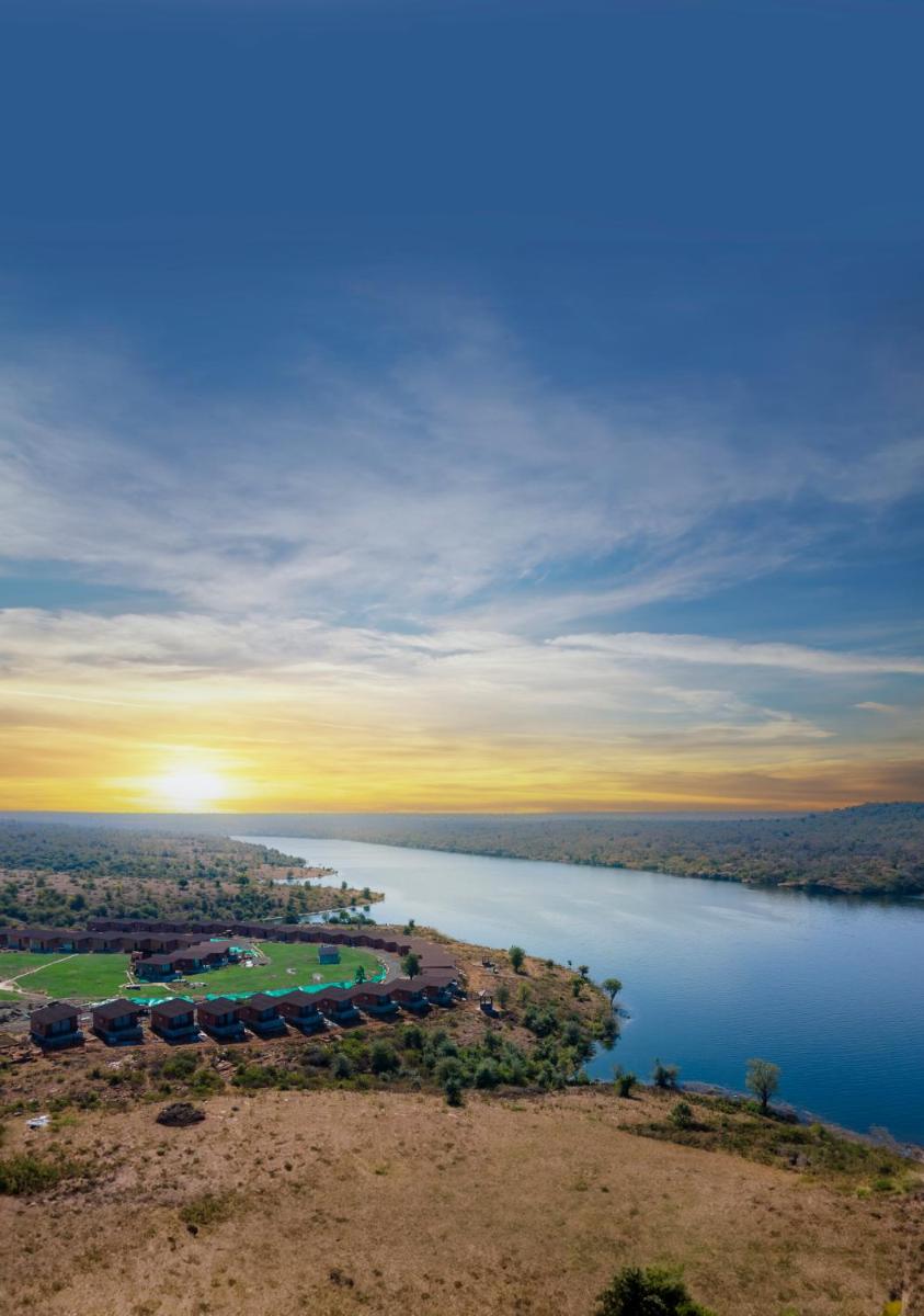 Suitetrails - Gandhisagar Forest Retreat