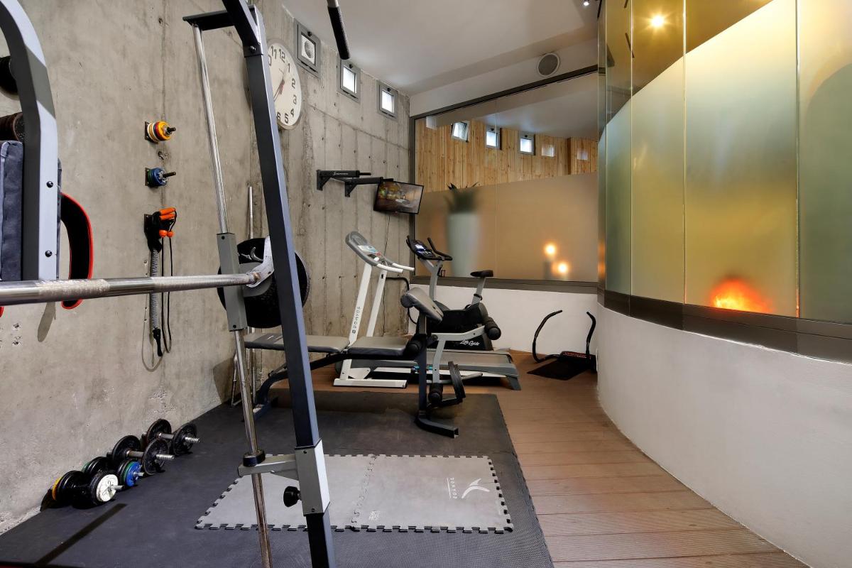 Gimnasio o instalaciones de fitness de Hotel MasMonzon