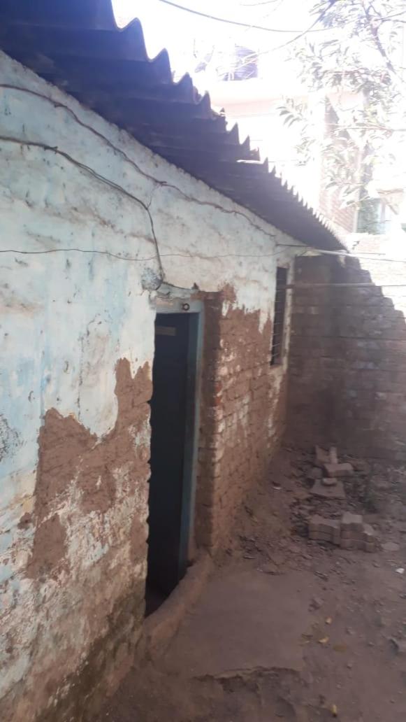 Mud House - Housity