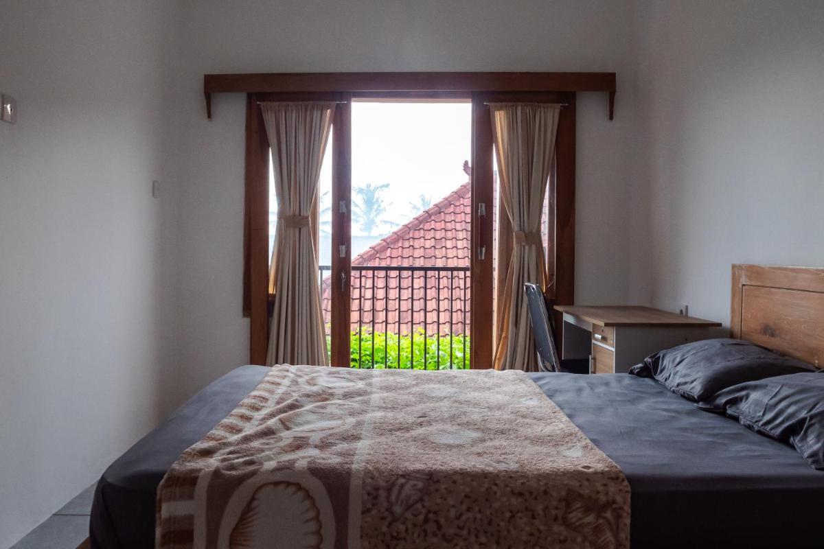 Surf Retreat Villa Sari Bali - Housity