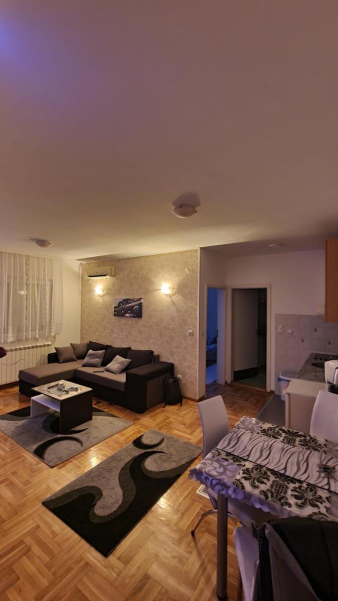 Apartman Nikola - Housity