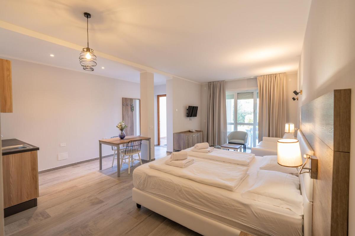 Il Pelagone Hotel & Golf Resort Toscana - Housity