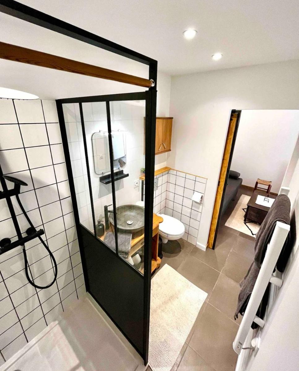 Bel appartement atypique centre village - Housity