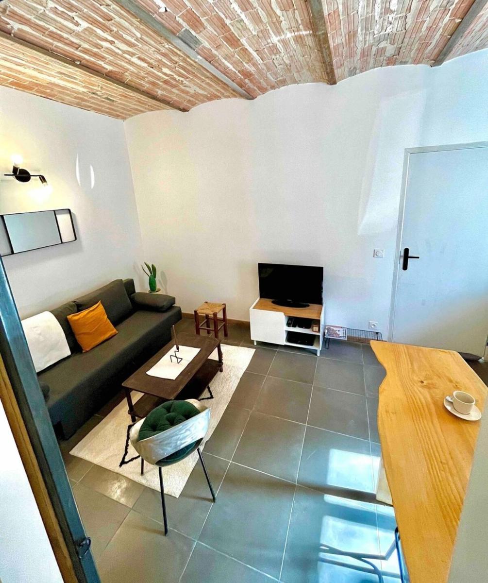 Bel appartement atypique centre village - Housity
