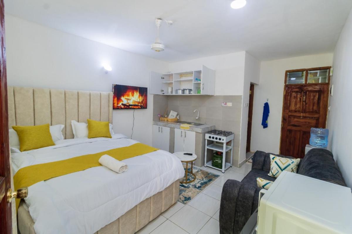 Comfy Studio Bamburi - Housity