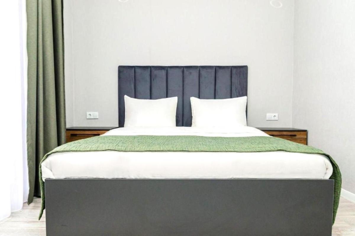 Dosman Hotel Bishkek - Housity