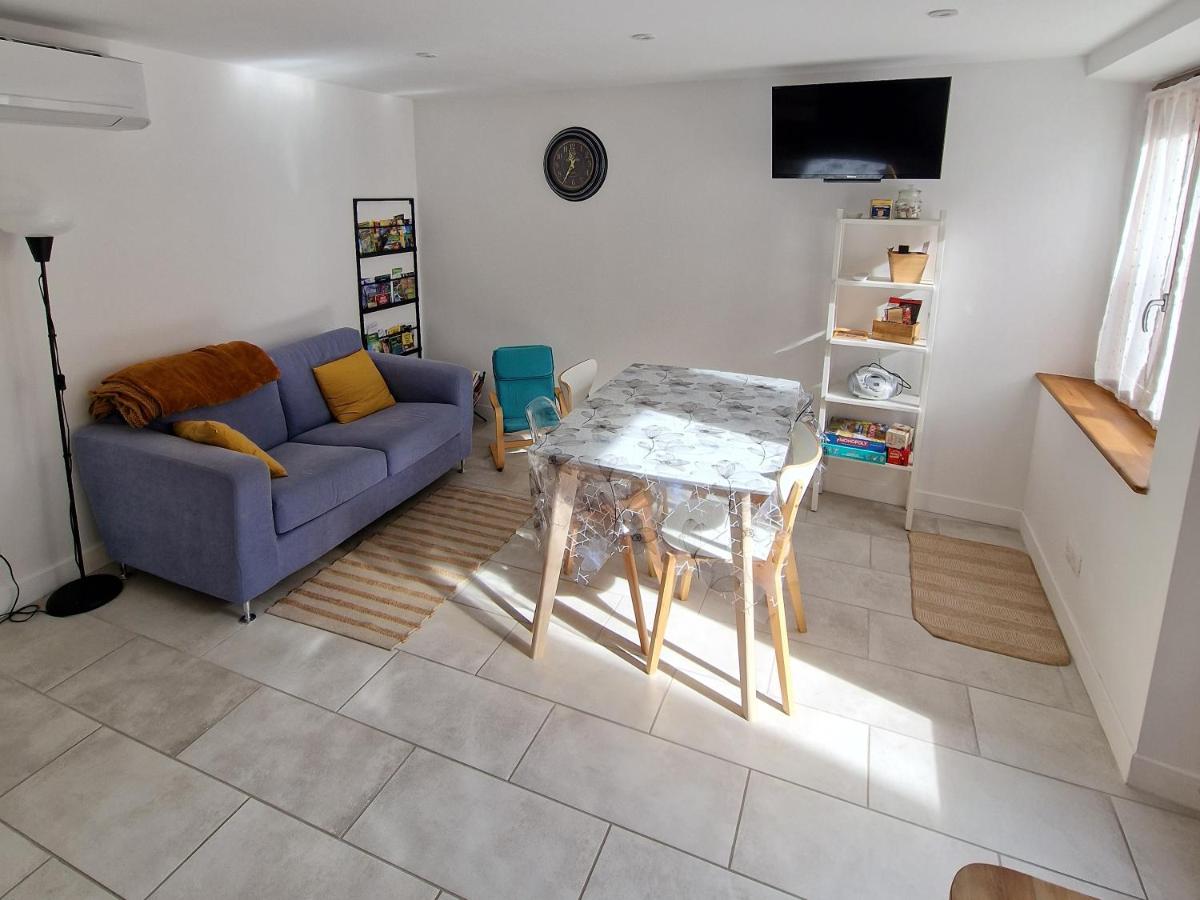 Gîte Chez Bisset_2chambres 4personnes - Housity