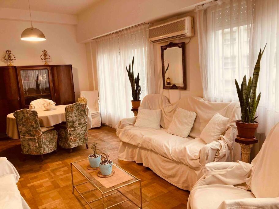 Buenos Aires Apartment - Housity