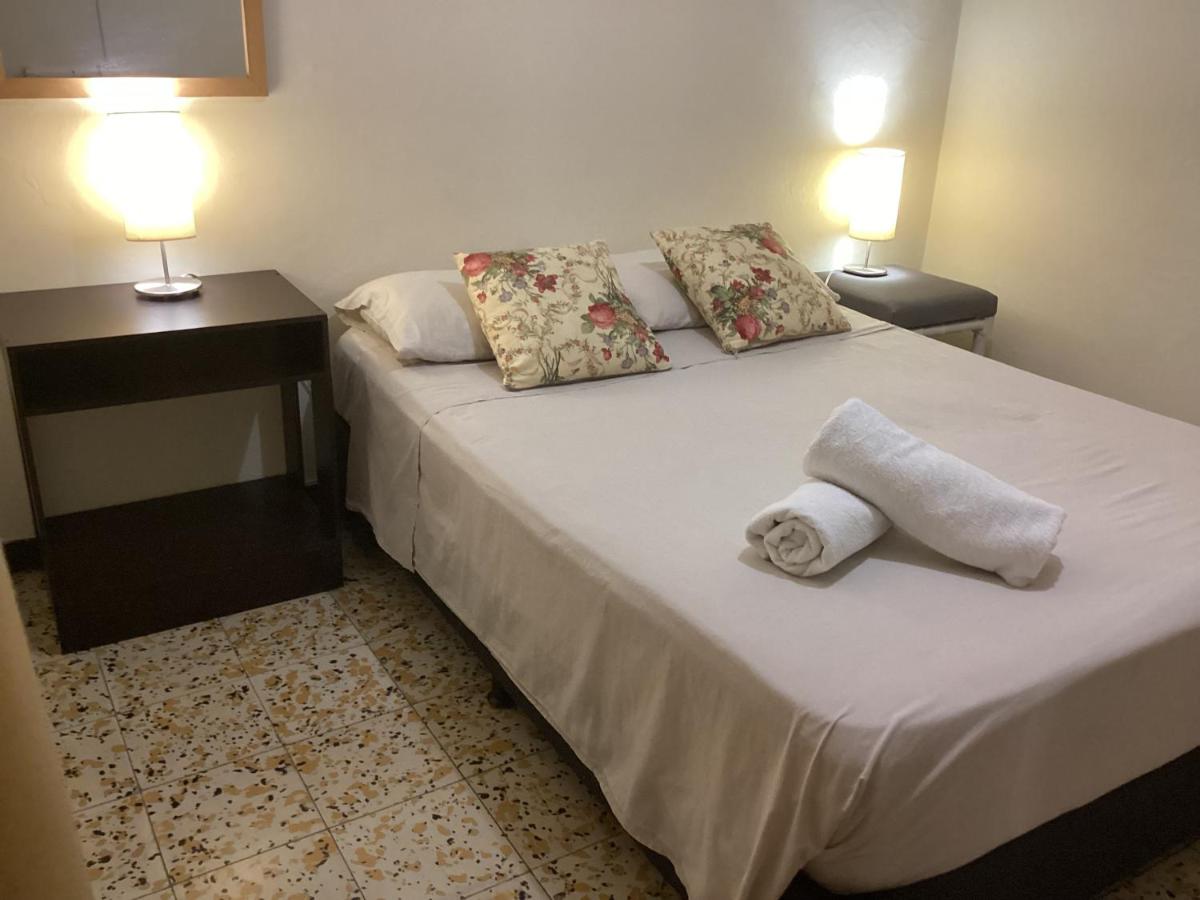 Manila Su Casa - Housity