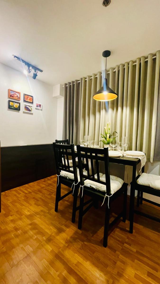 Luxe Condo Near MRT Mandaluyong Couples Getaway - Hizvo