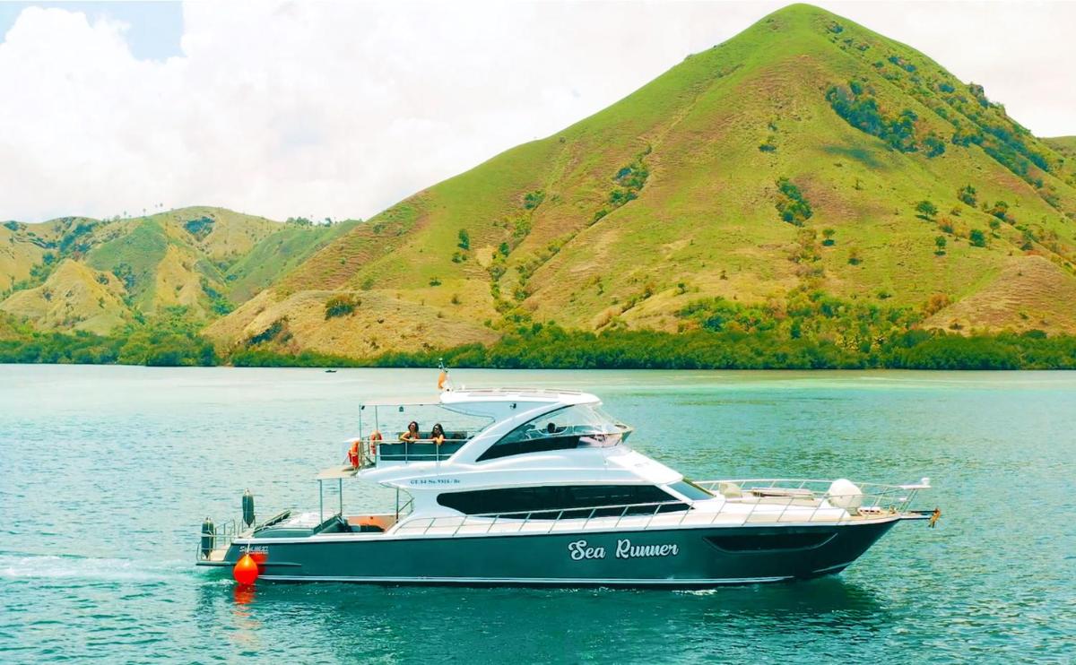 DAILY TRIP KOMODO TOUR - Housity