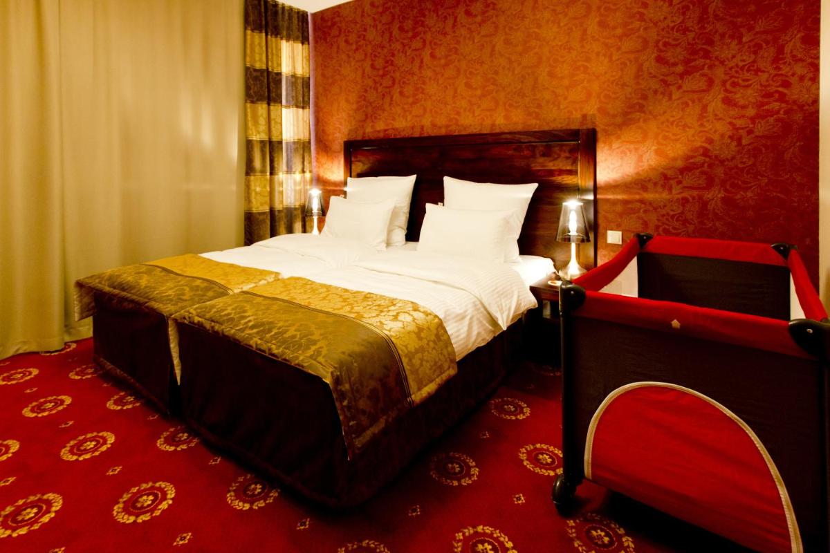 Hotel Columbus - Housity