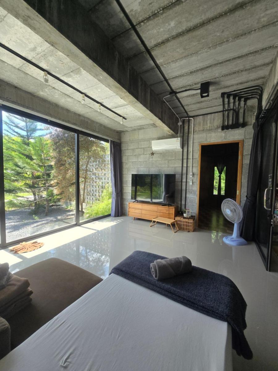 The Box Promkiri (เดอะบ๊อค พรหมคีรี) - Housity