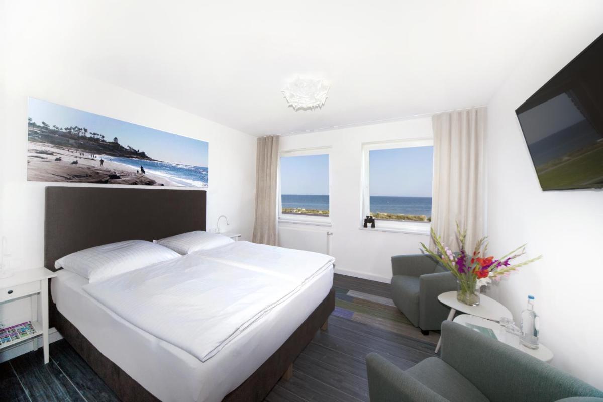 Beach Hotel California - Housity