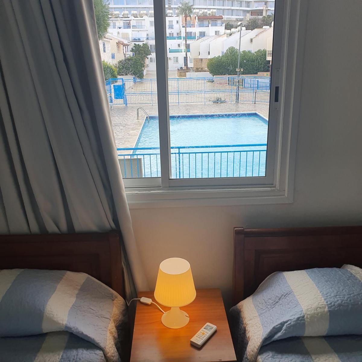 G&E Harbour Apartments - Housity