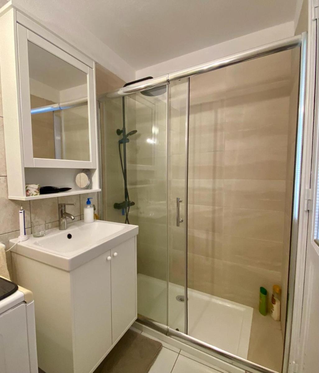 Casa del Mar, Sunny Ocean View Appartement right at the beach! - Housity