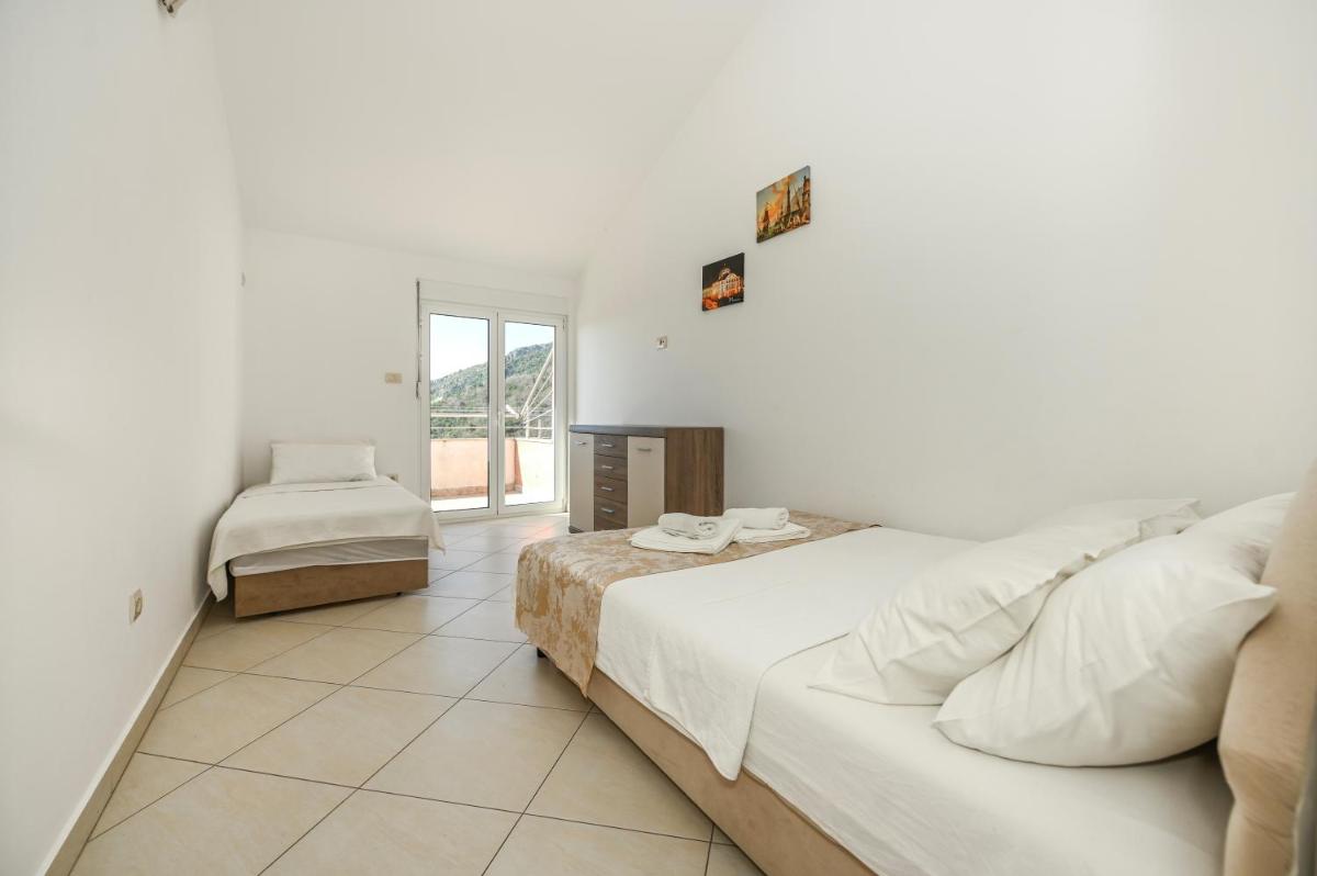 Villa Lux Rajović - Housity
