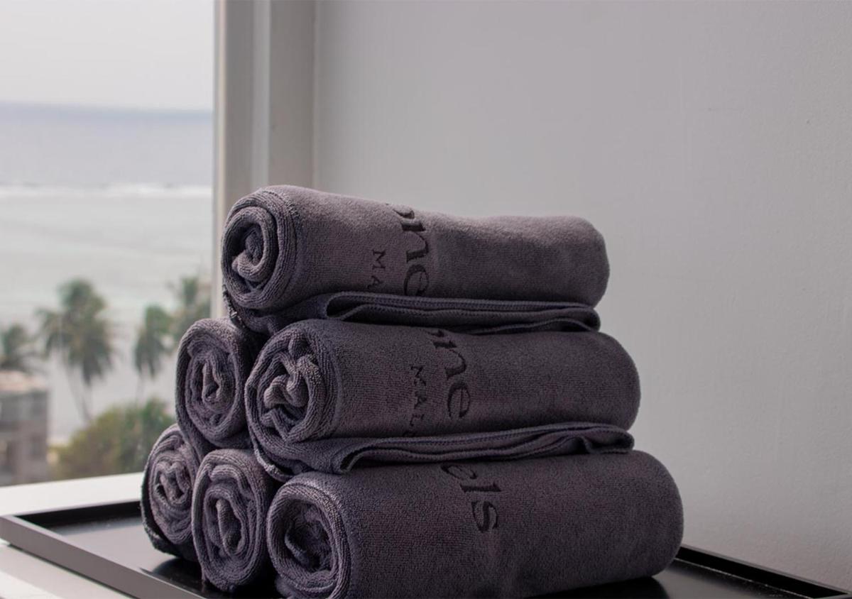 Stone Hotels Dhiffushi - Hizvo