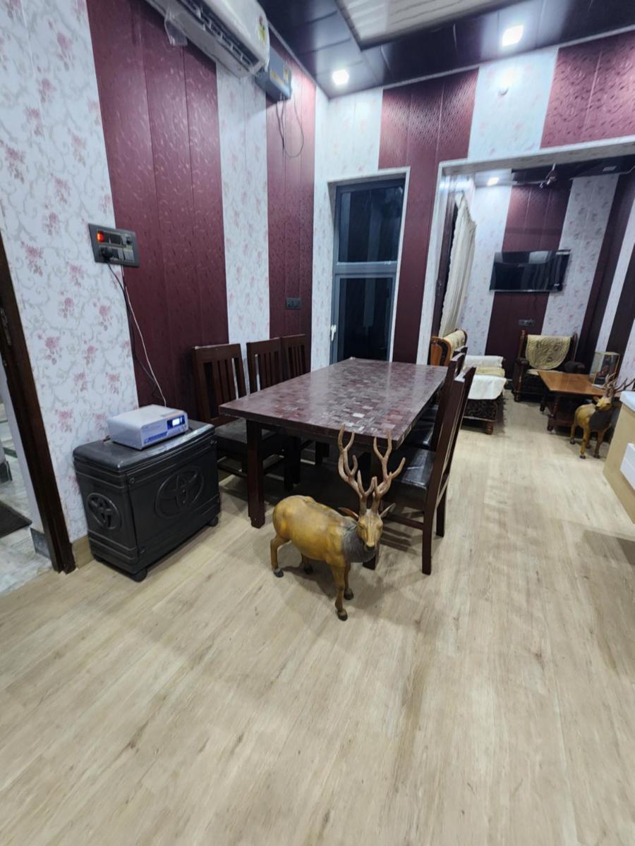 SUMAN'S PG, GUEST ROOM & SERVICE APARTMENT - Housity