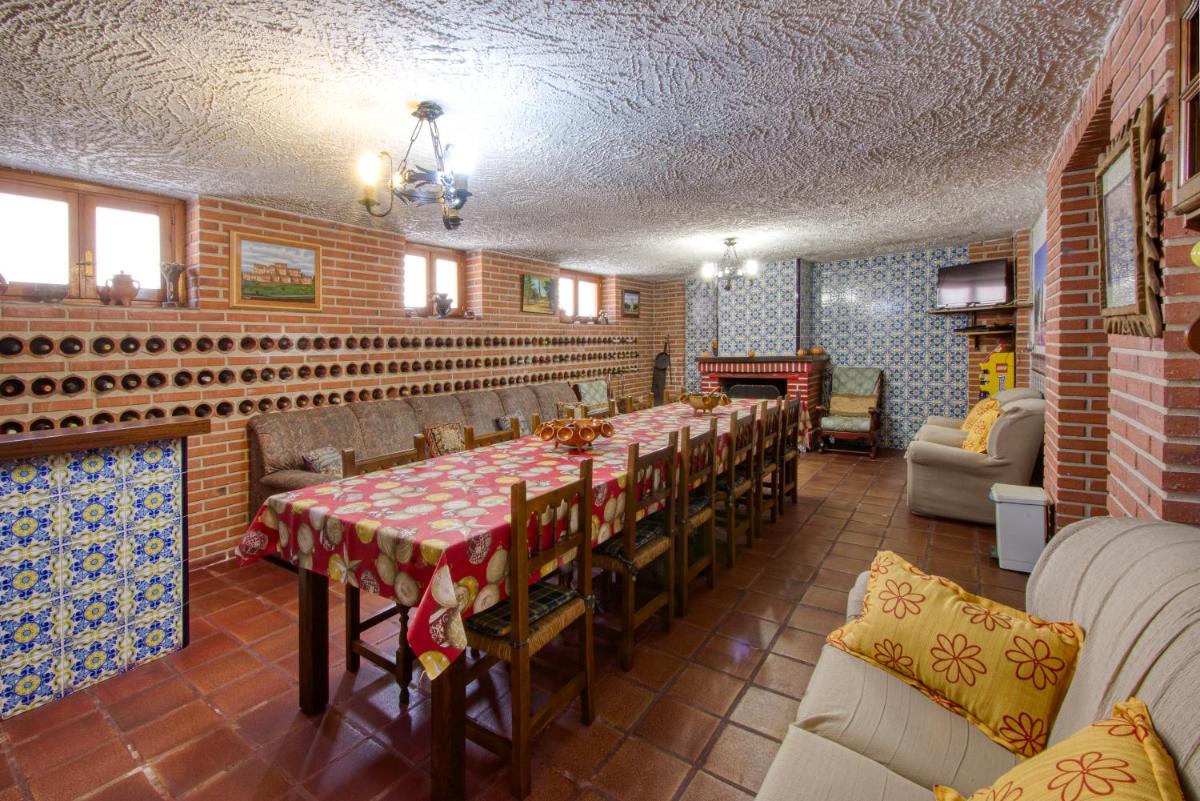 Aire De Pinares - Housity