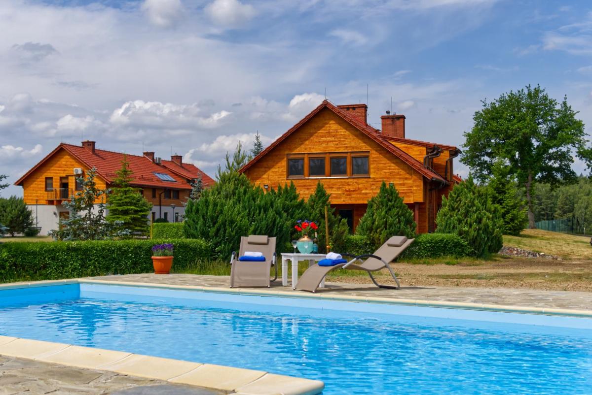 Funaberia -25 hektarowa luksusowa posiadłość z basenem, jacuzzi, sauną, boiskiem wielofunkcyjnym - Housity