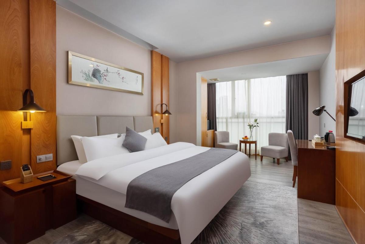 ALLIN HOTEL - Housity