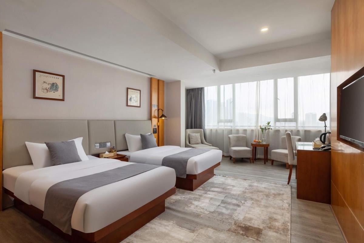 ALLIN HOTEL - Housity