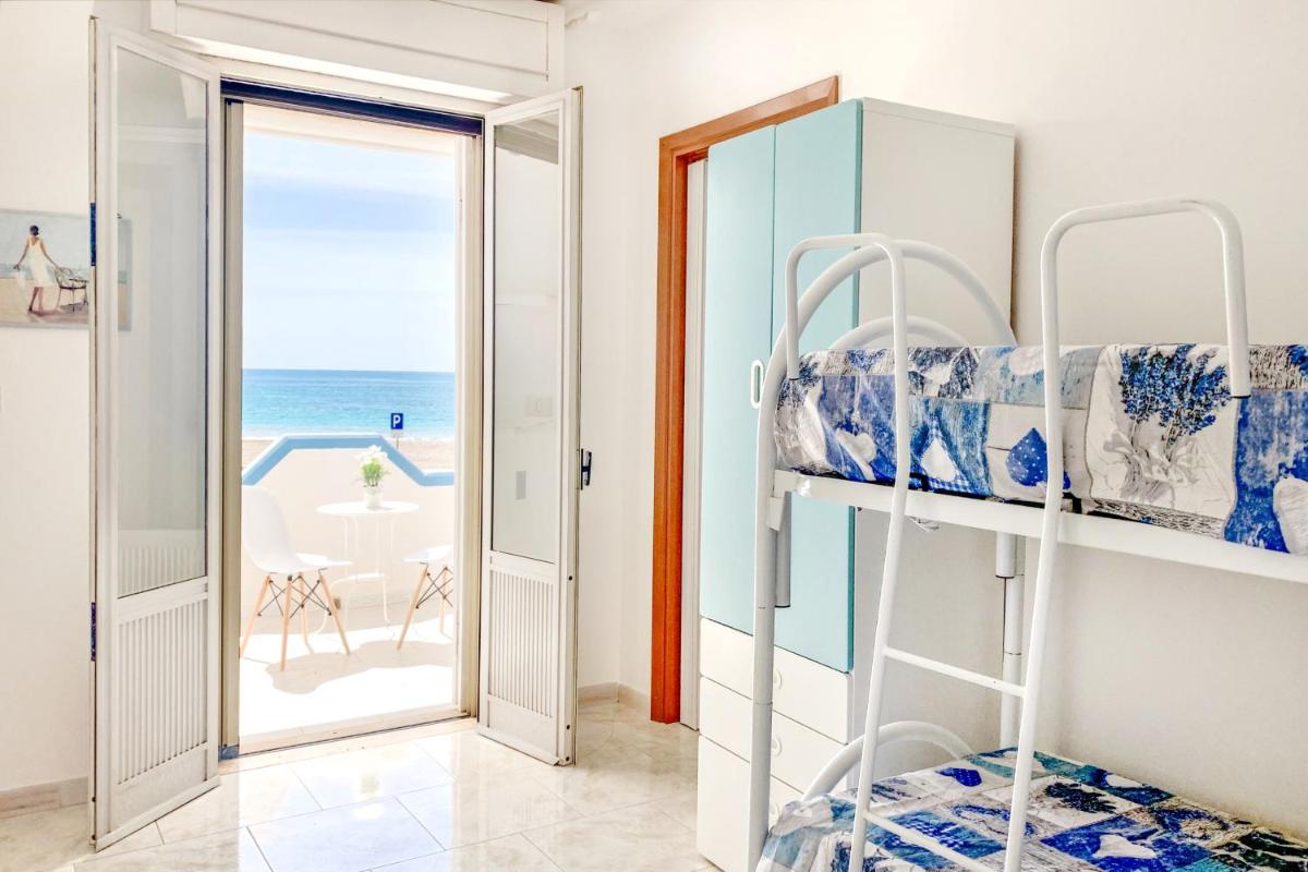 Casa Tridente - Meravigliosa villa sul mare - Housity