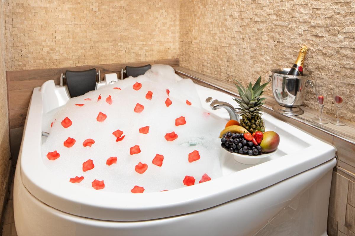 İstanbul Hotel & Suites - Housity