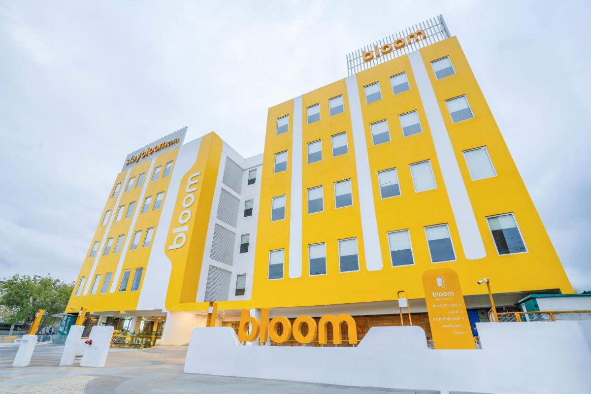 Bloom Hotel - Medicity Gurugram, Near Medanta Hospital - Hizvo