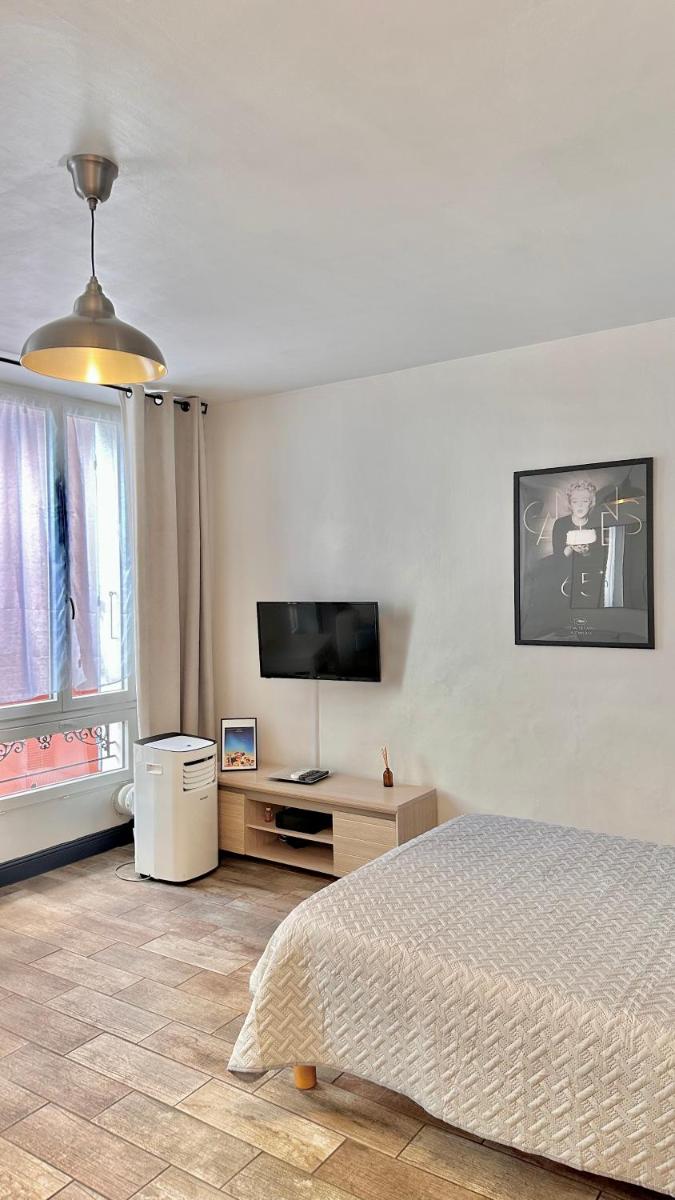 Monroe's studio at the heart of Cannes and beaches - Housity