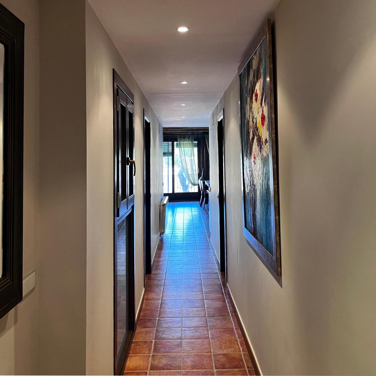 Apartamentos Angelus Plaza Mayor de Graus - Housity